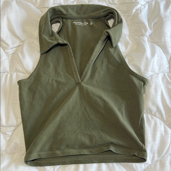 Abercrombie & Fitch Tops - Abercrombie Olive Green Sleeveless Top